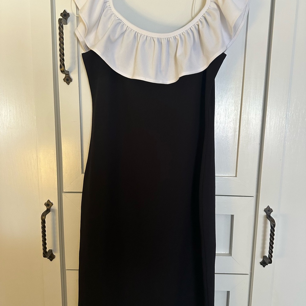 H&M Black and White One Shoulder Dress